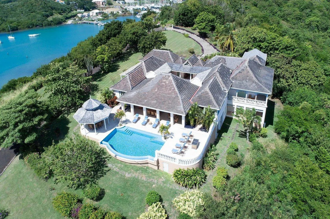 Calabash Hotel St. George's 5*,