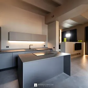 Grey Loft Apartment Pontedera